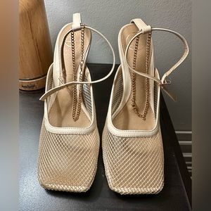 Missguided Heels in Nude; Size: 8